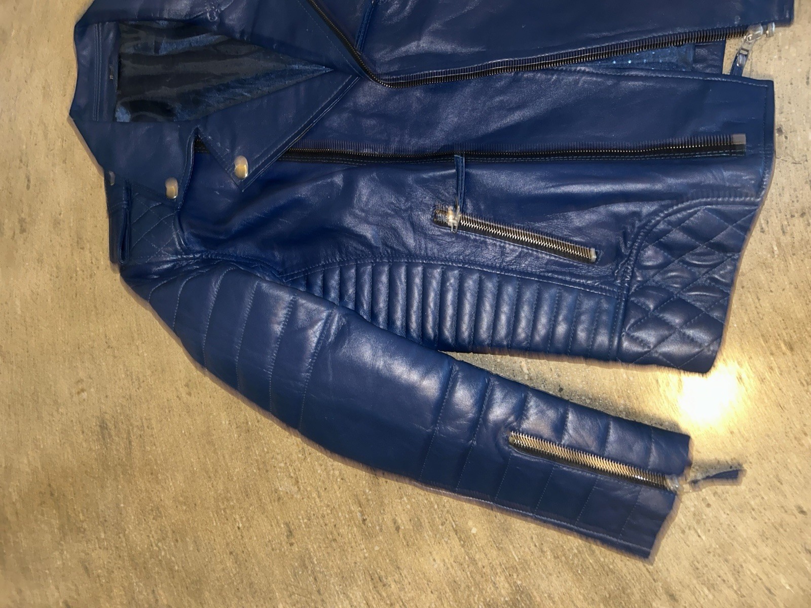 Men’s Genuine Leather Biker Jacket – Blue – XL – Quilted Moto Style.
