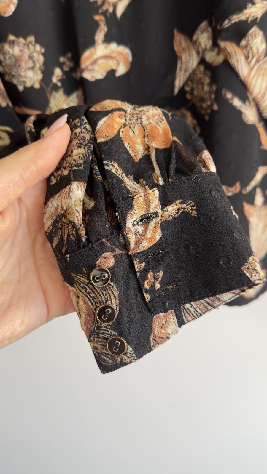 Walter Baker Sandra Top Black Dahlia Floral Swiss Dot Blouse Size L