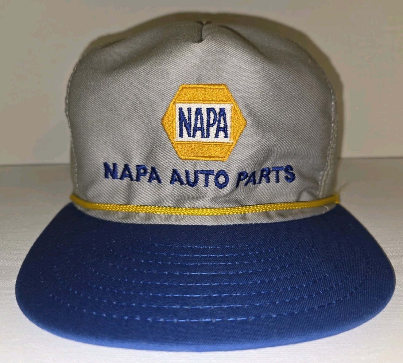 VINTAGE NAPA Auto Parts Hat Mens Louisville Mfg. Co. Snap Back Cap Gray USA Made