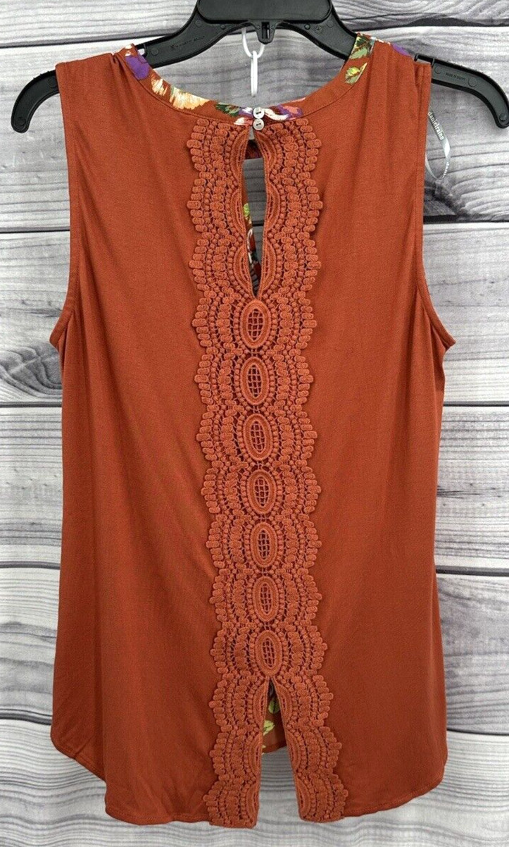 DANIEL RAINN CROCHET TRIM SLEEVELESS BLOUSE Women’s Size Medium RUST FLORAL