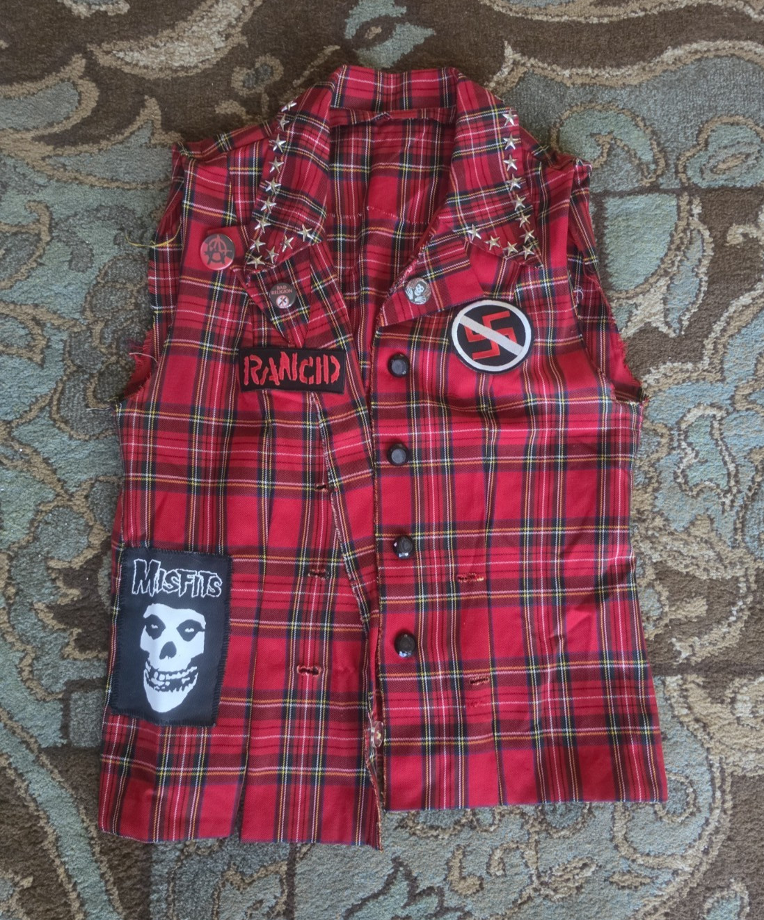 VTG DIY Plaid Vest Shirt SMALL: CRUST PUNK ROCK METAL Y2K BIKER MOTO THRASHED