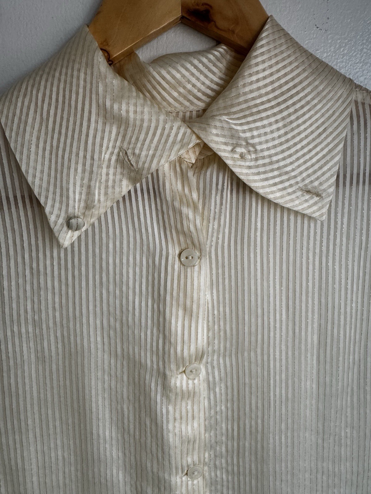 St. John 100% Silk Satin Sleeveless Collared Button-Up Striped Ivory 4