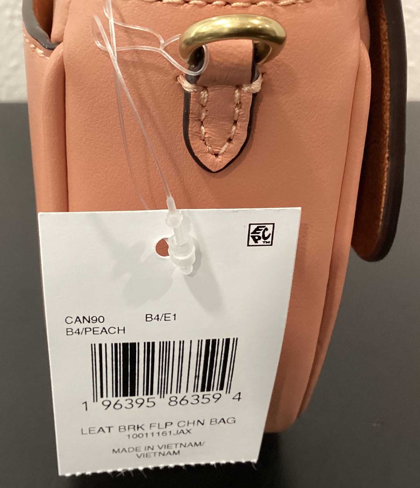 Coach Brook Flap Chain Bag 9.75″ x 4.75″ x 2.25″ CAN90 2 Straps Leather Peach