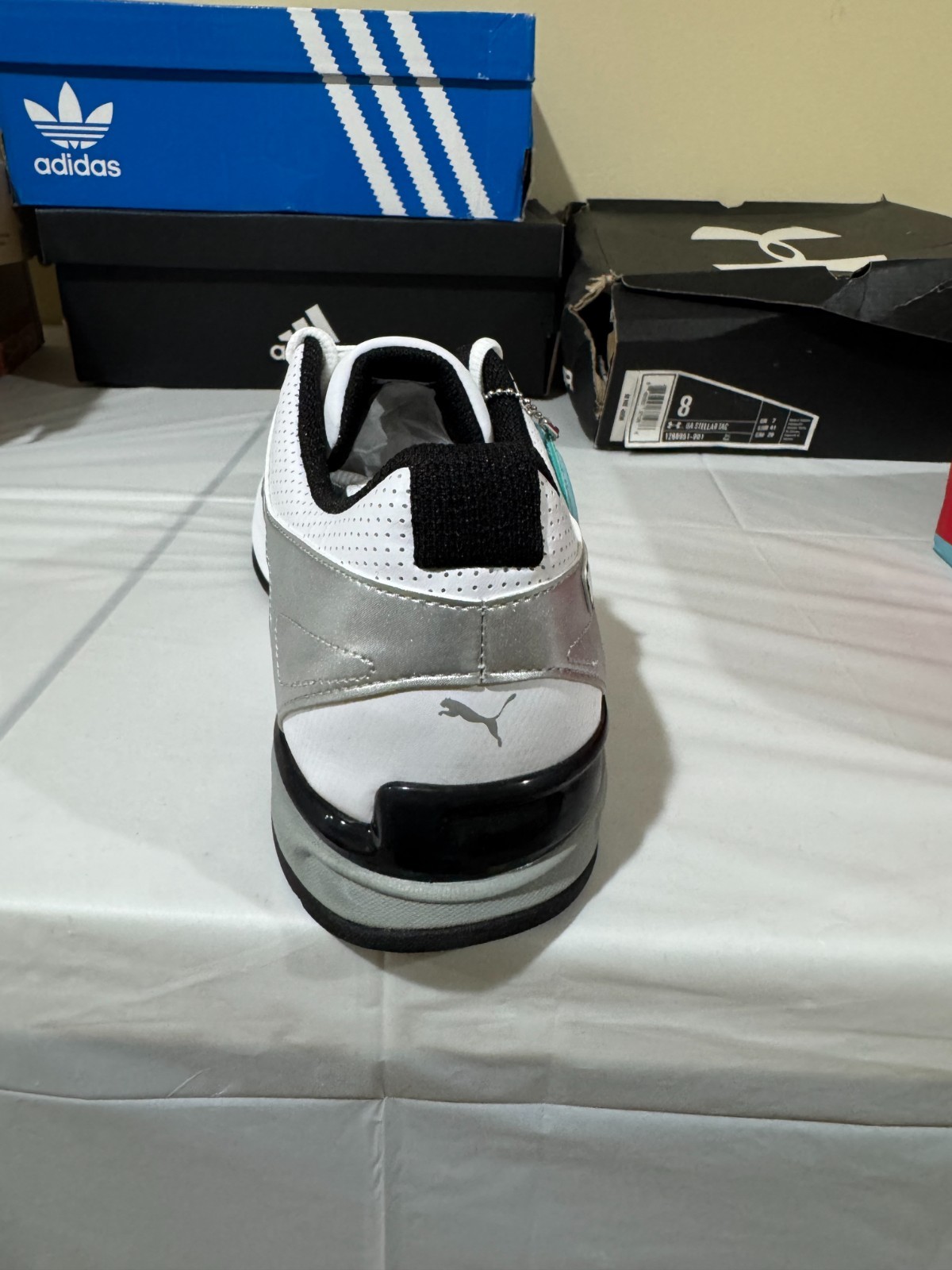 Size 12 – Puma Tazon 6 FM White Silver Black