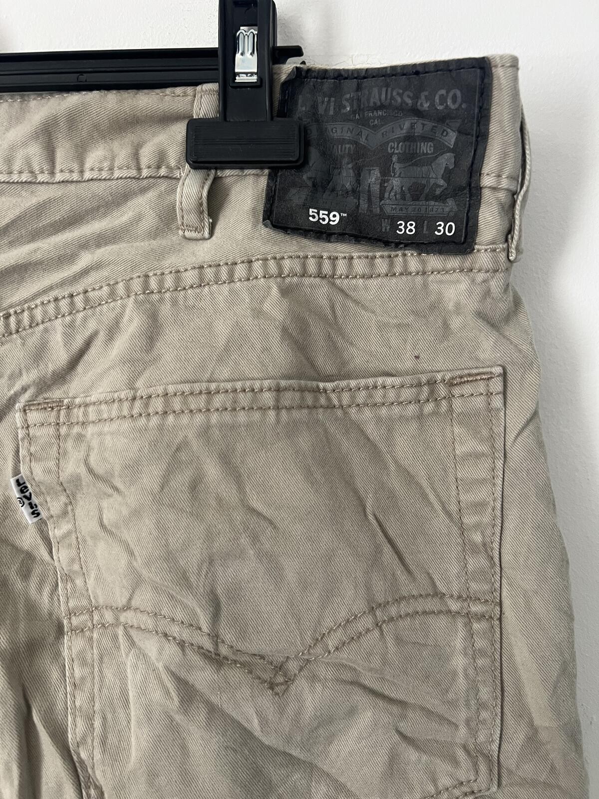 Levi’s 559 Short Beige Denim W38 Cut off Grade A #241