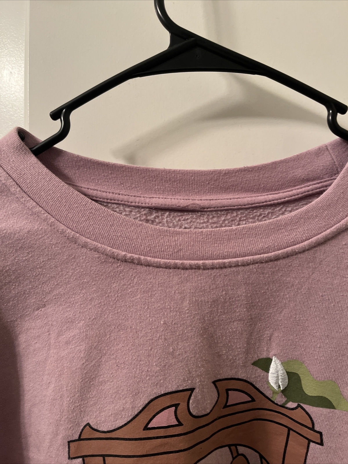 Disney Princess Women’s Sweatshirt Snuggly Duckling Size Unknown Pink