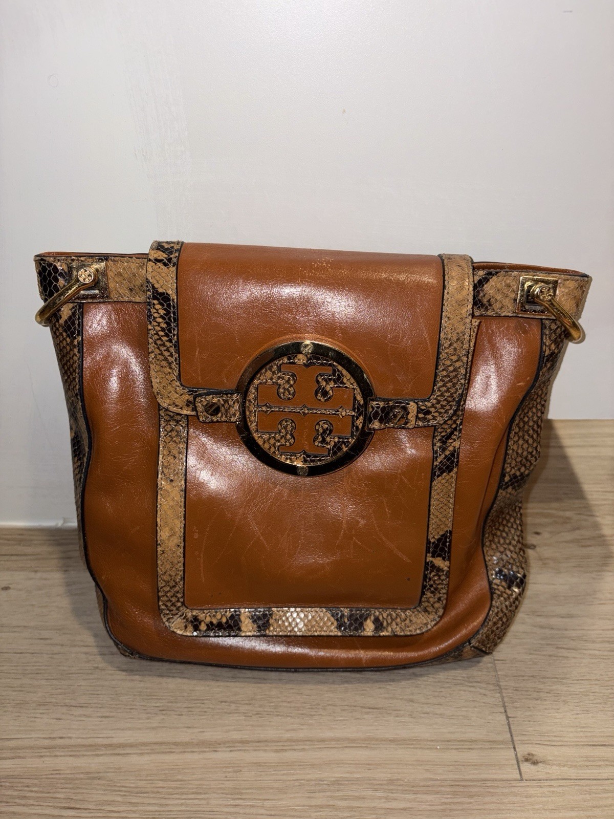TORY BURCH COGNAC & EXOTIC LEATHER CHAINED STRAP SHOULDER HANDBAG
