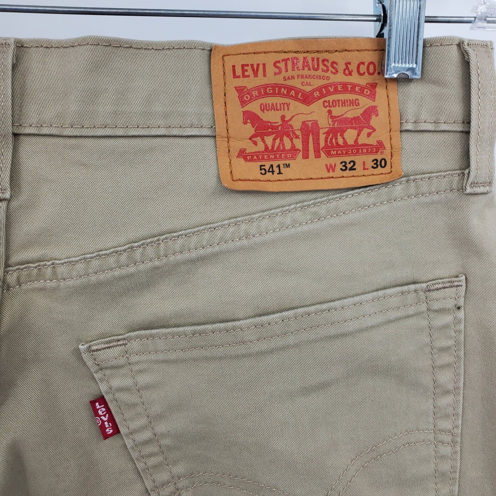 Levis 541 Athletic Taper Pants Mens 32×30 Khaki Tan All Seasons Tech Gorpcore