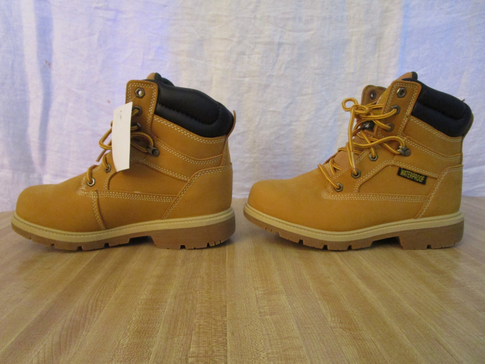 Brahma Defender Work Boots Waterproof Leather Up New Men’s US 8 Ex Wide Wheat