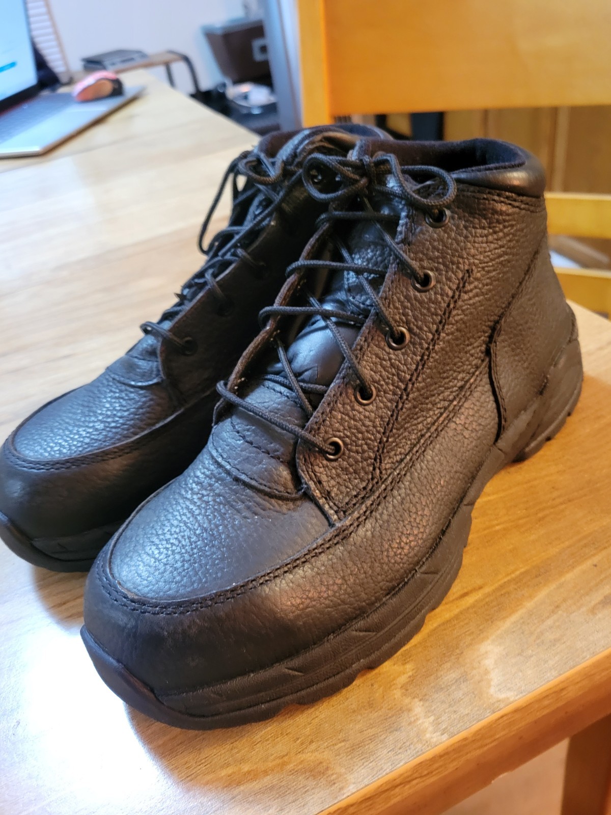 NEW w/ Defect See Last Picture. Men’s Work/ Hiking Boots By RedWing WORX sz 8WW