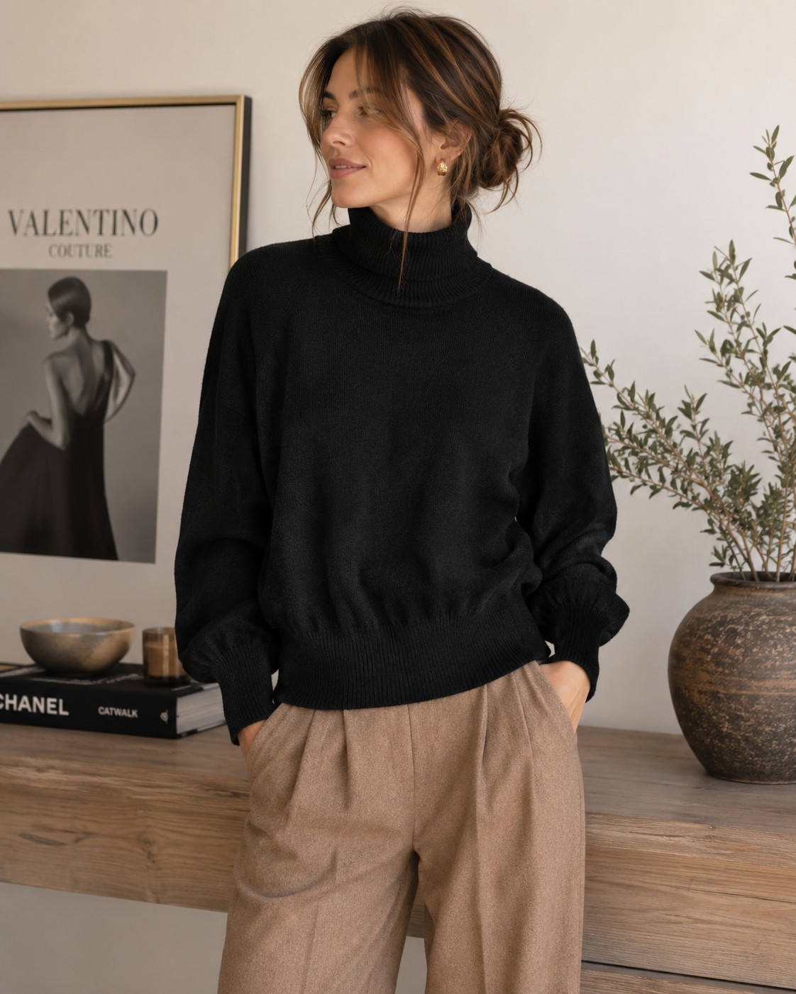 VTG Valentino Turtleneck Sweater Womens M Black Wool Italy Quiet Luxury Designer