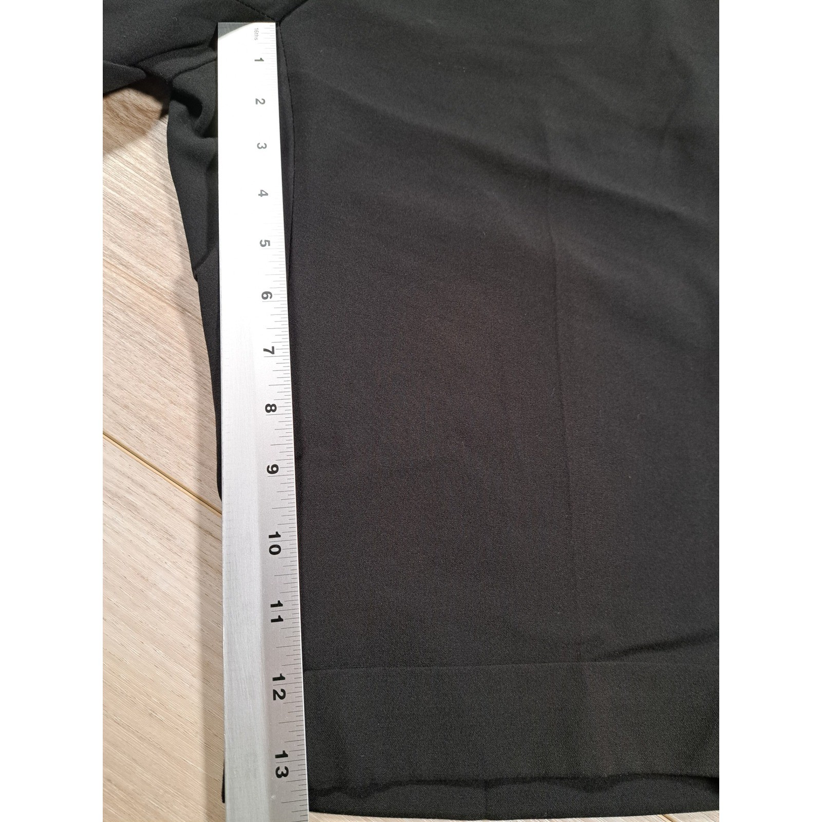The Limited Drew Fit Black Dress Shorts Cuffed Mid Rise Career Size 8