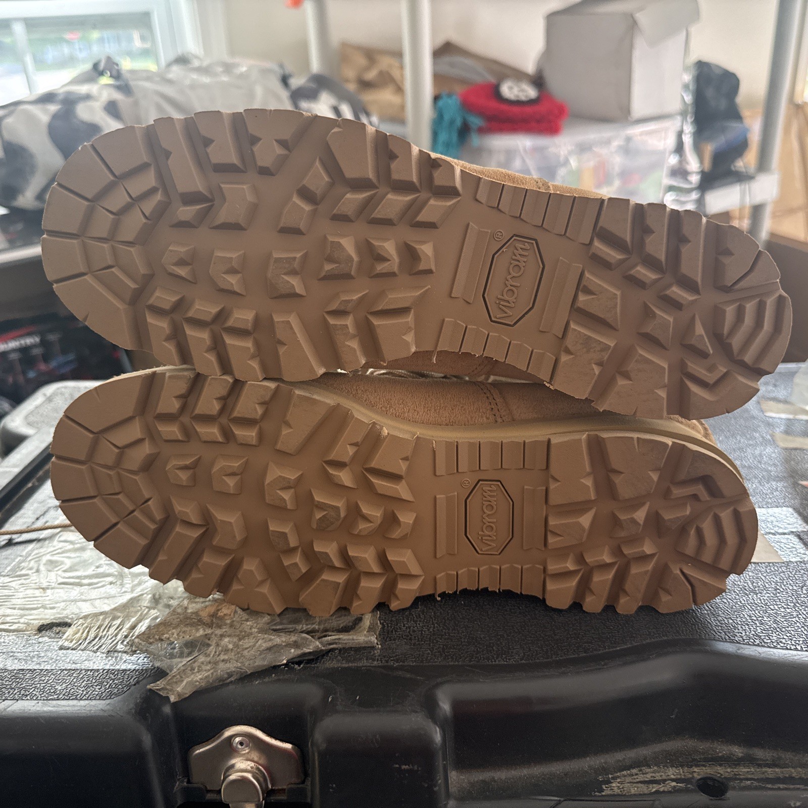 READ DESCRIPTION Belleville Desert Tan Combat Boots Gore-Tex Vibram 8.5R Used