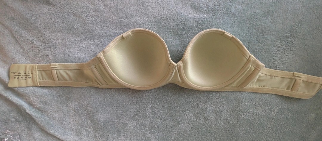 Strapless Underwired Molded Bra Set