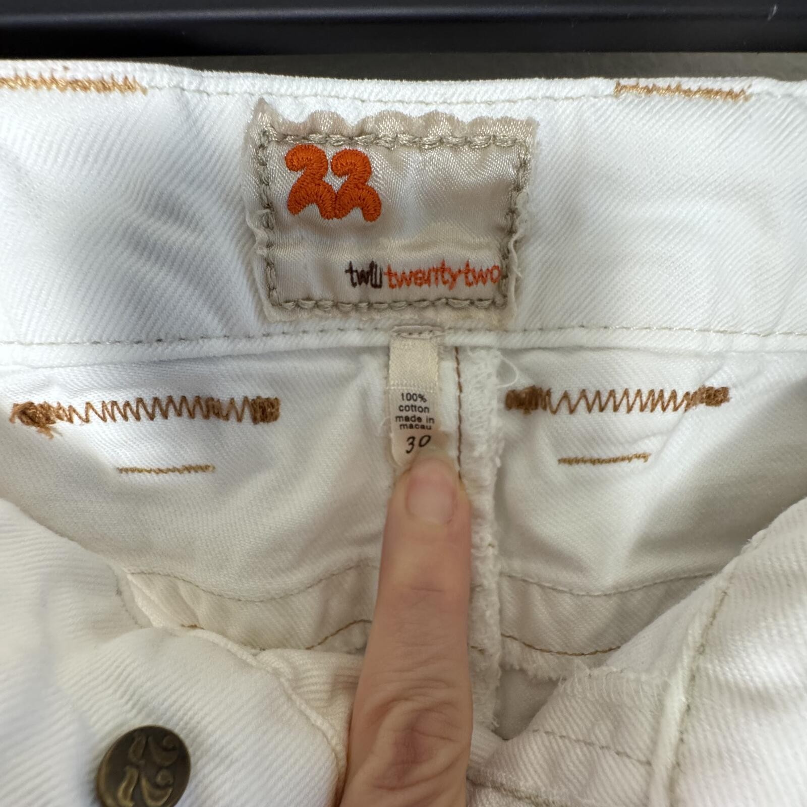Y2K bootcut lowrise jeans white + contrast stitching and pocket details