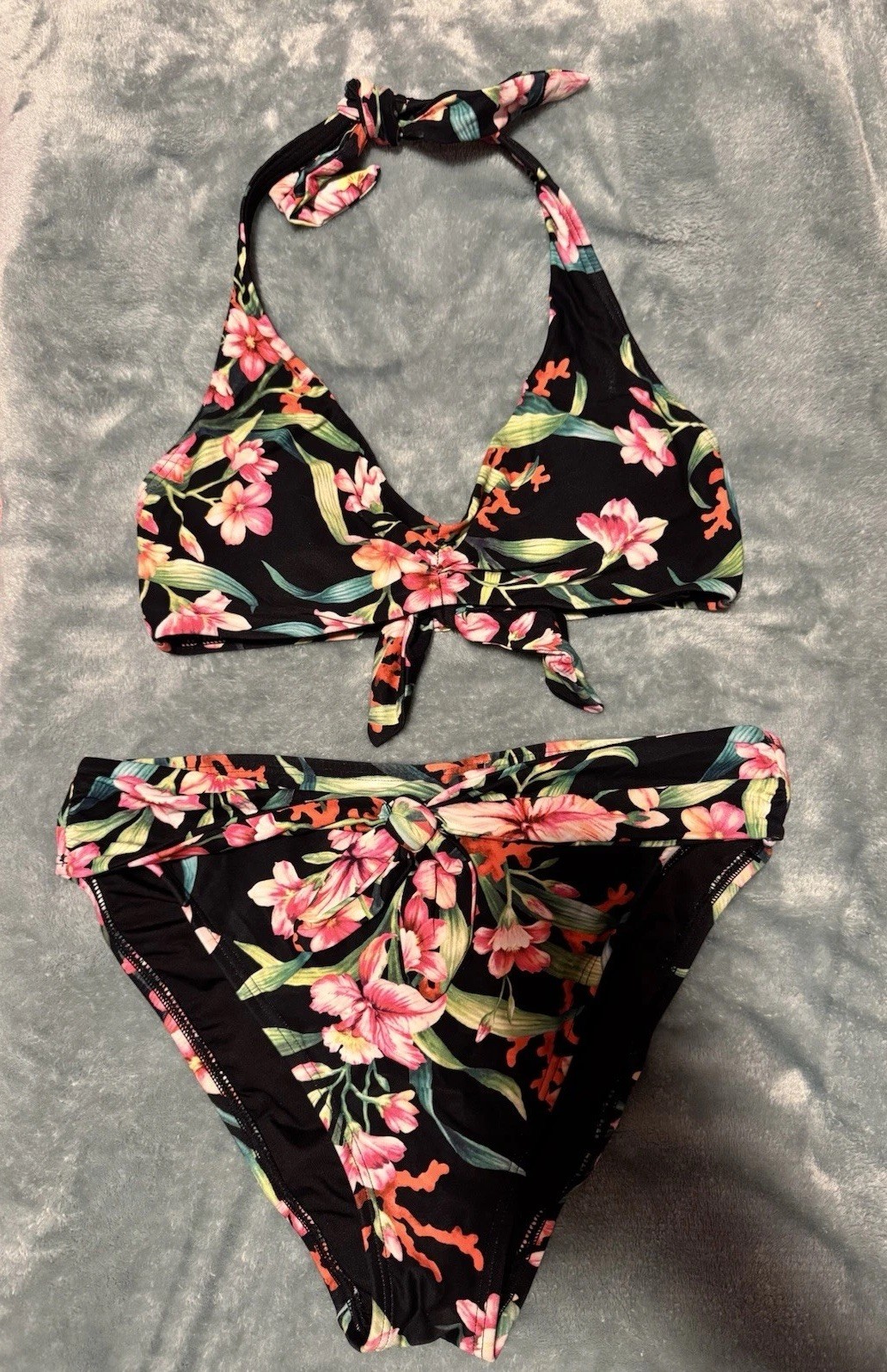 Carmen Marc Valvo Black Floral Halter Bikini Set Size M