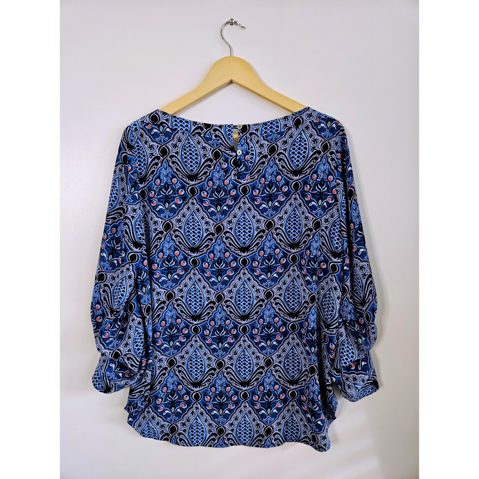LOFT Paisley Blouse Size Medium Blue Orange Boat Neck Long Sleeve Top Shirt Poly