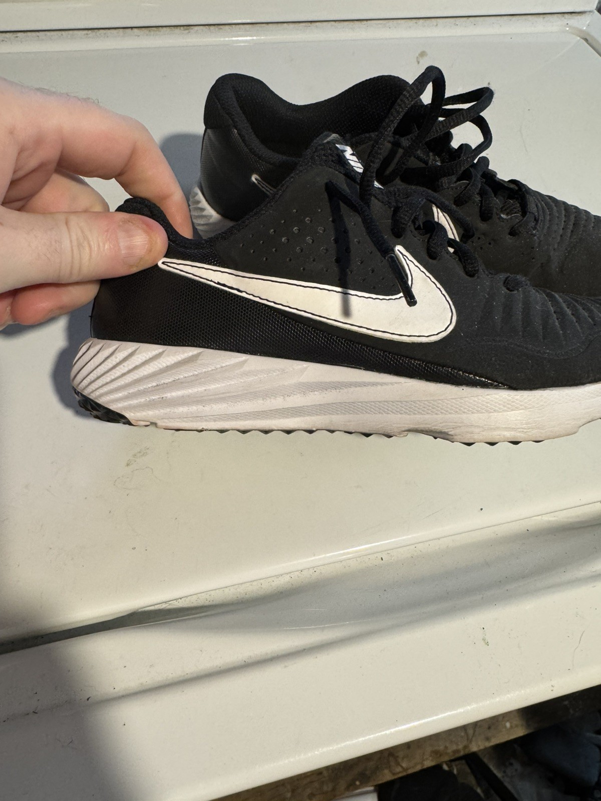 Nike Youth Golf Shoes Black White Size 4.5Y CK0625 Spikeless Athletic Sneakers