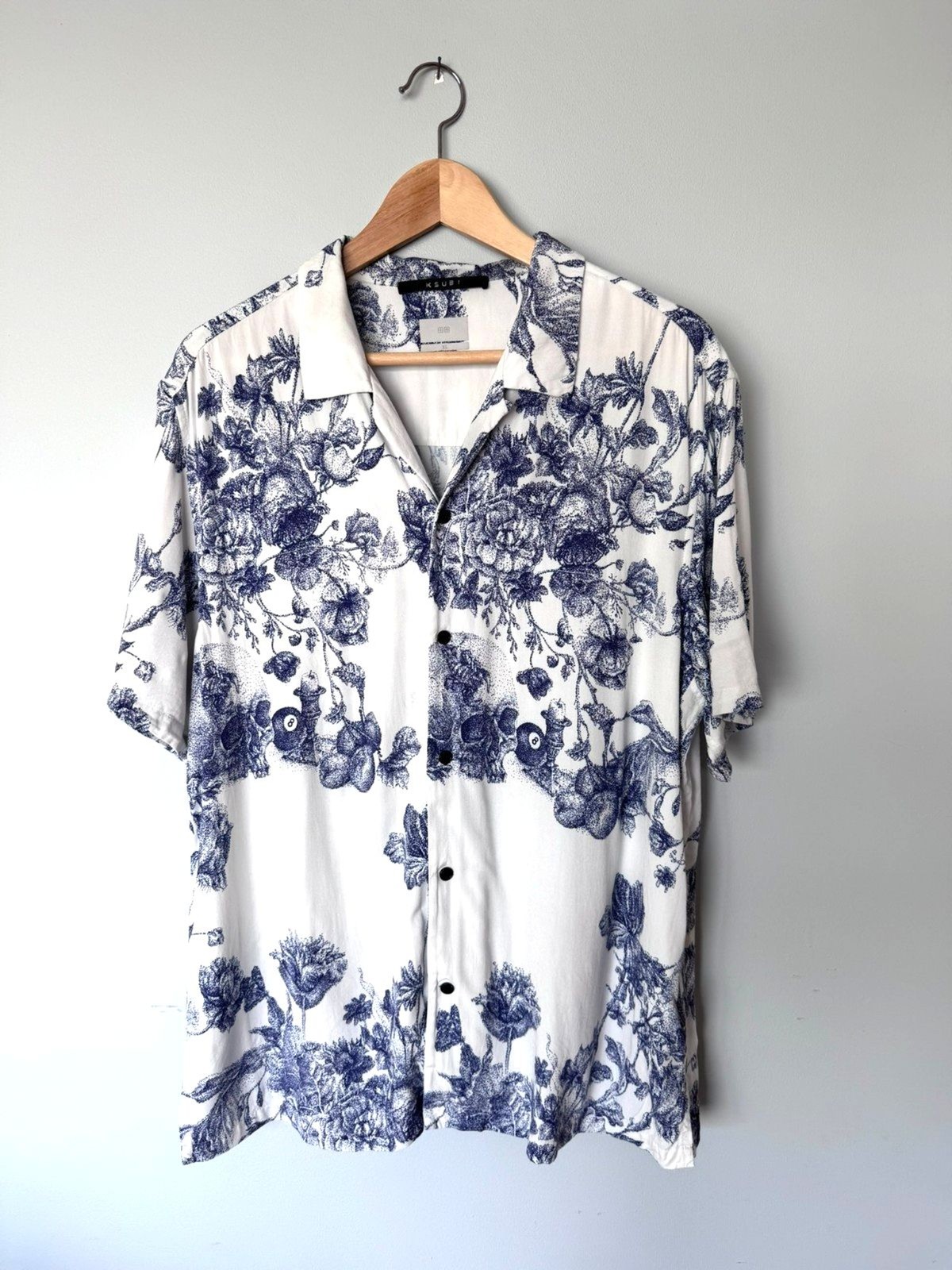 Ksubi Skull Billiard Camp Floral Hawaiian Summer Short Sleeve Button Down XL
