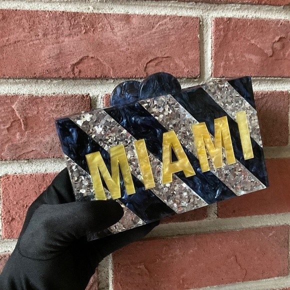 Elizabeth Sutton Collection Miami Clutch Crossbody Bag Limited Edition NEW
