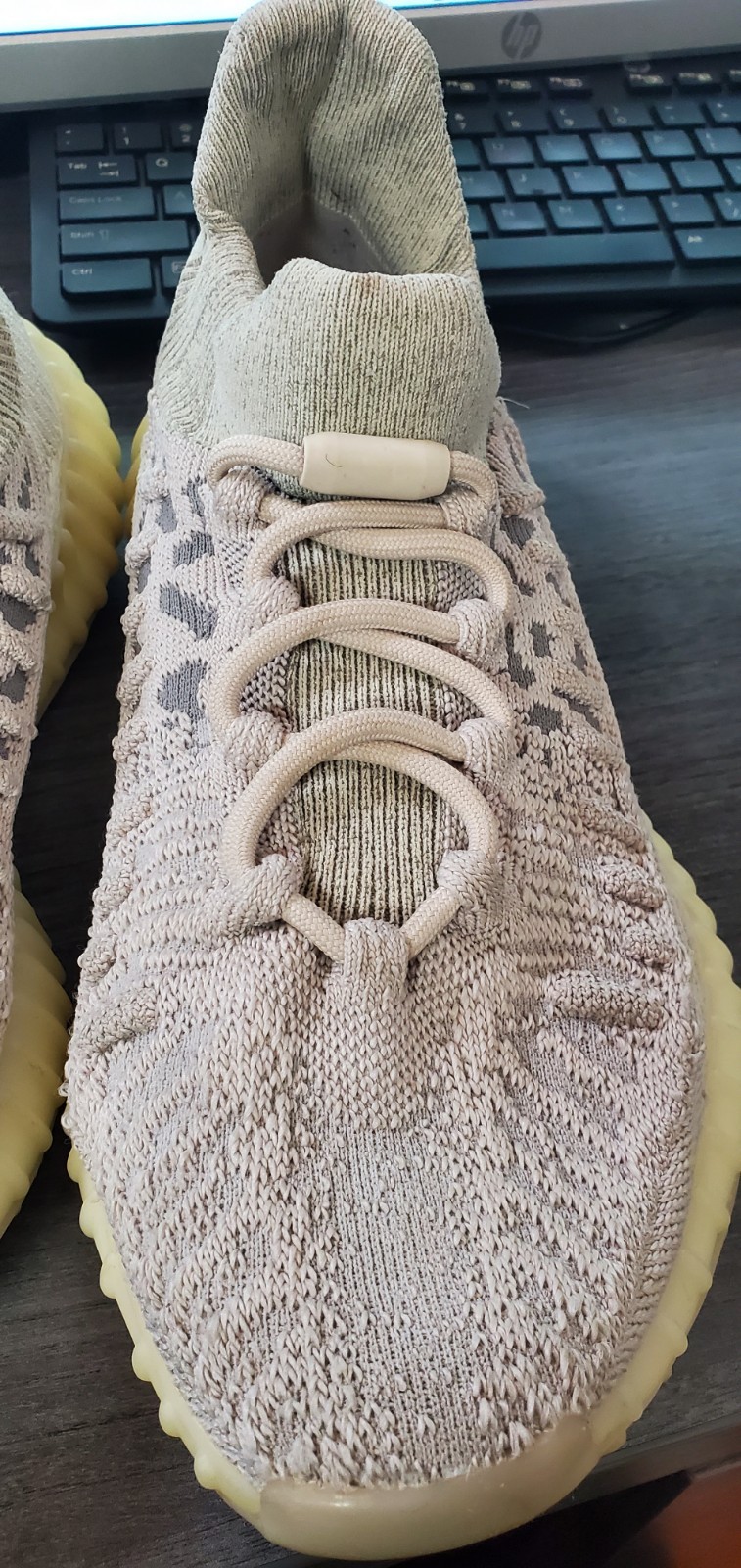 adidas Yeezy Mens Boost 350 V2 7.5