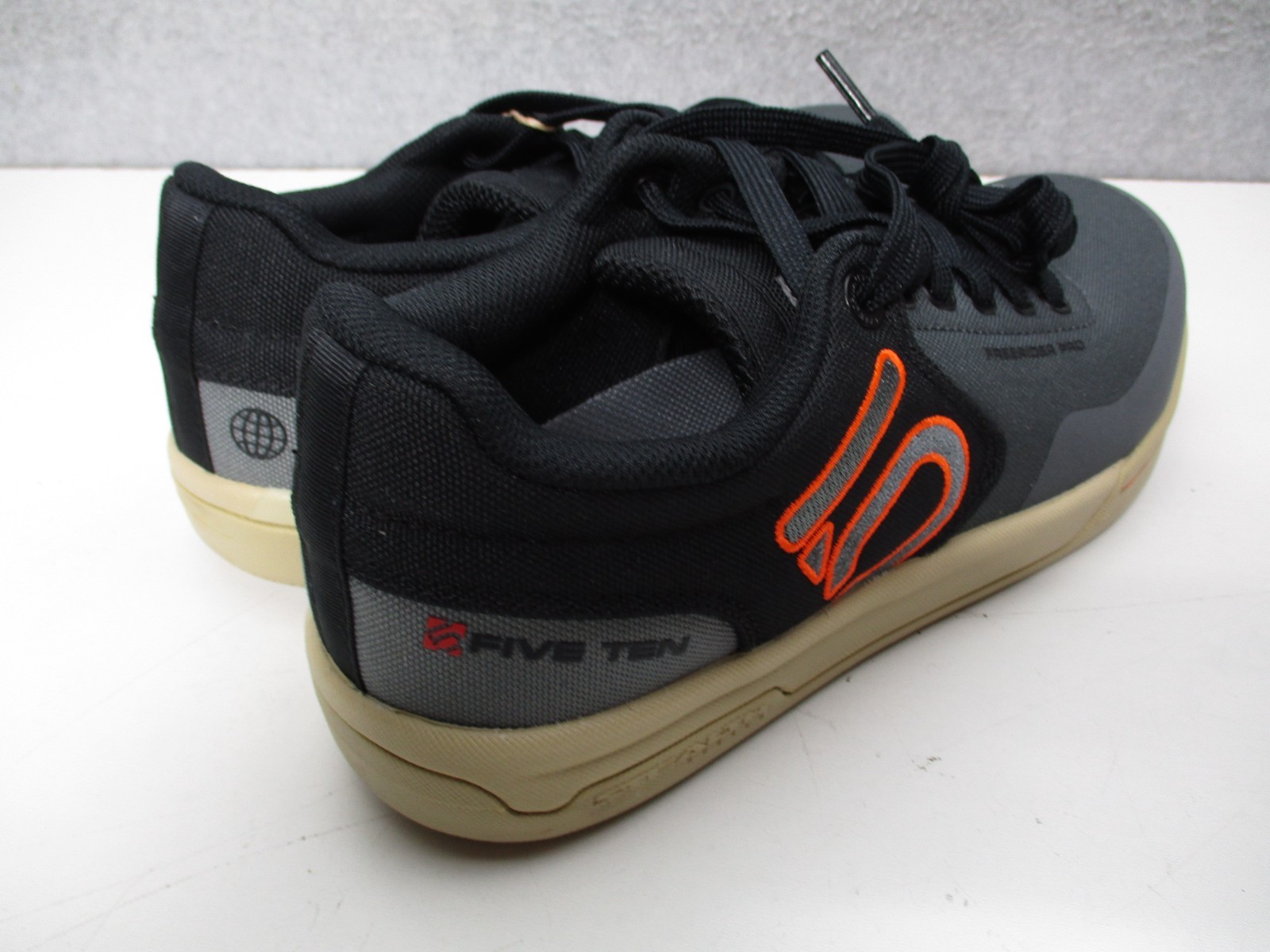 Adidas Five Ten Freerider Pro Canvas Womens Sz 8.5 Mountain Biking Shoes HQ2124