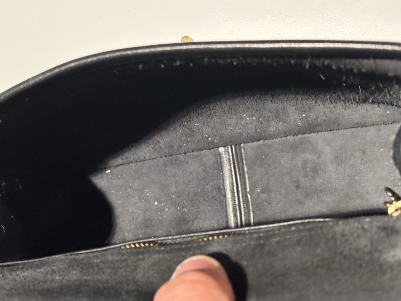 Vintage Coach Willis 9927 Black Leather Crossbody Bag Purse