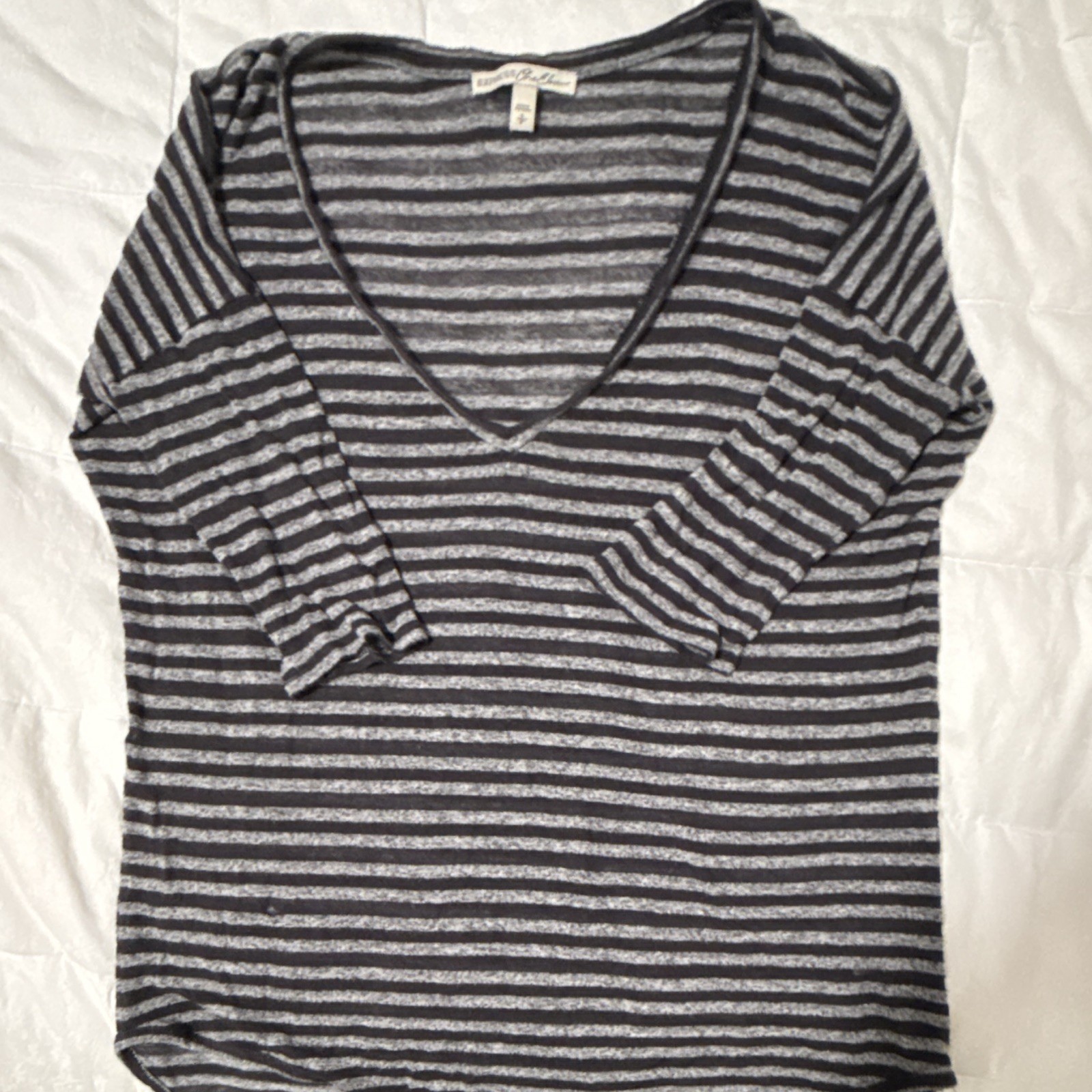 Express Women’s Black/Gray Striped V-Neck 3/4 Sleeve Knit Lace Top S