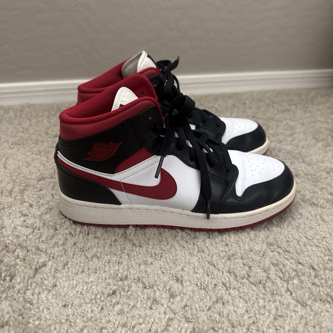 Air Jordan Sneakers in red, black & white
