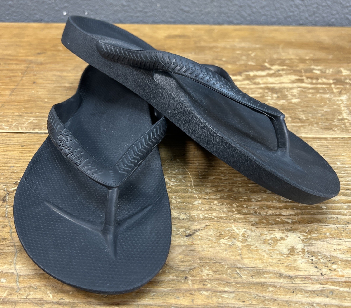 Archies Arch Support Sandals Flip Flops Black Mens US 10 Women’s US 11 Beach