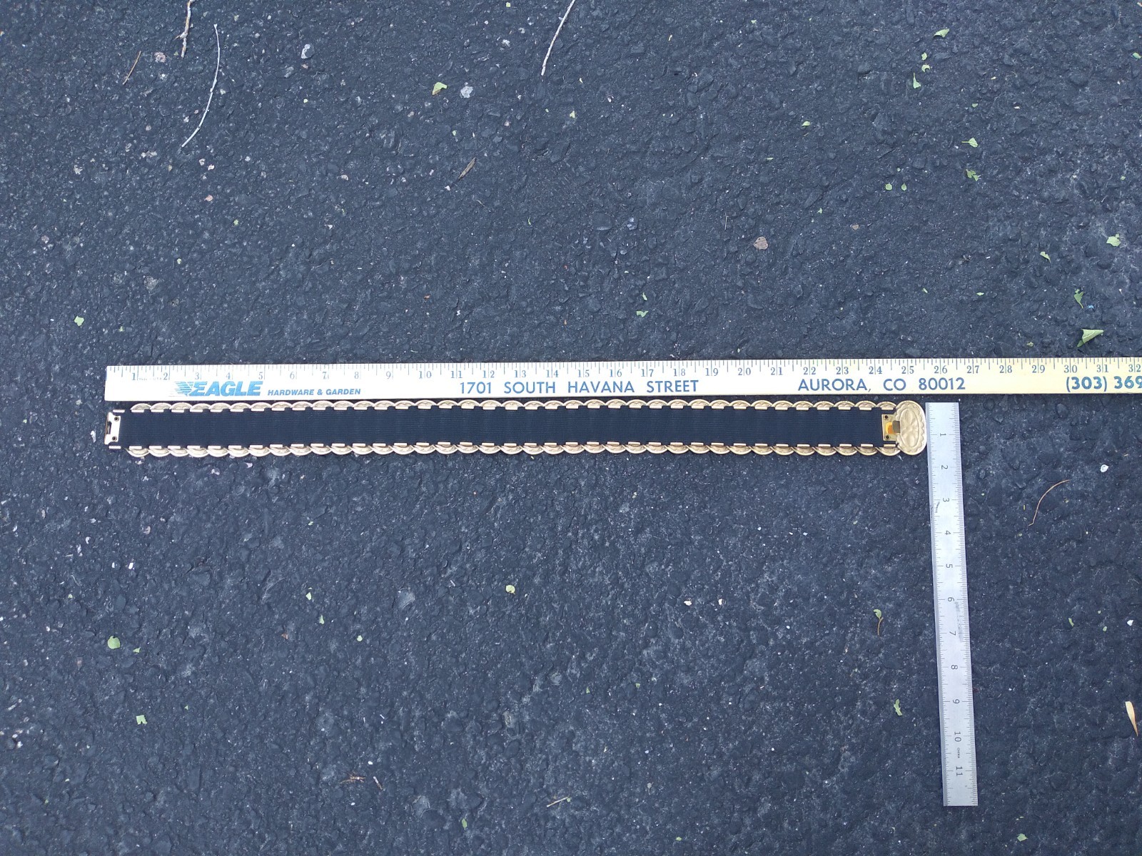 Vintage Oval Metal Elastic Belt 24 in Flower Gold Tone Stretchy 1980s