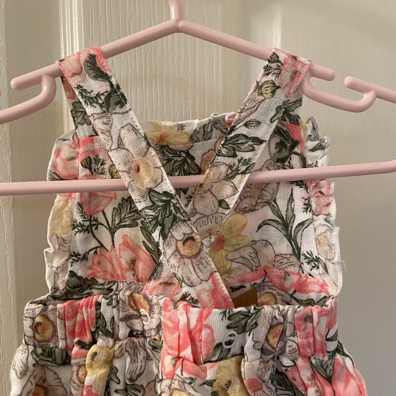 Angel Dear Sunsuit Bubble Romper Floral Ruffle Muslin Size 0-3 Months NWT