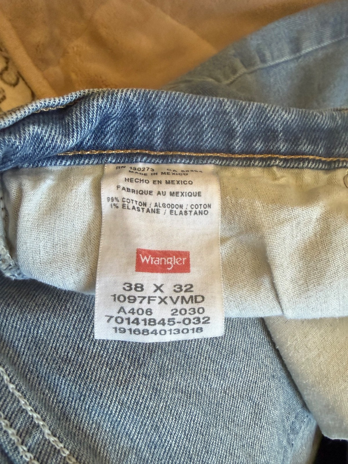 Wrangler work jeans 38/32: a few miles left!