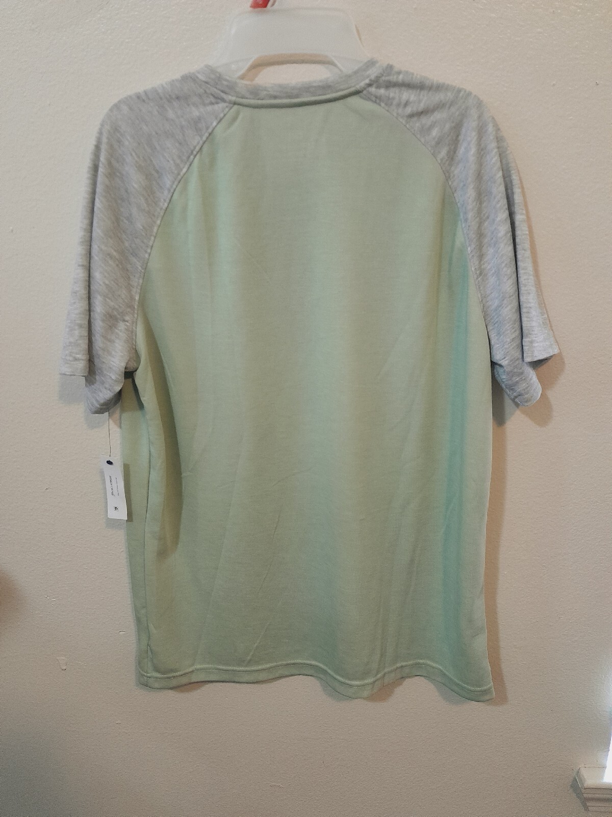 Mens George Size Medium Raglan Tee Short Sleeve Tee Shirt Color green NWT