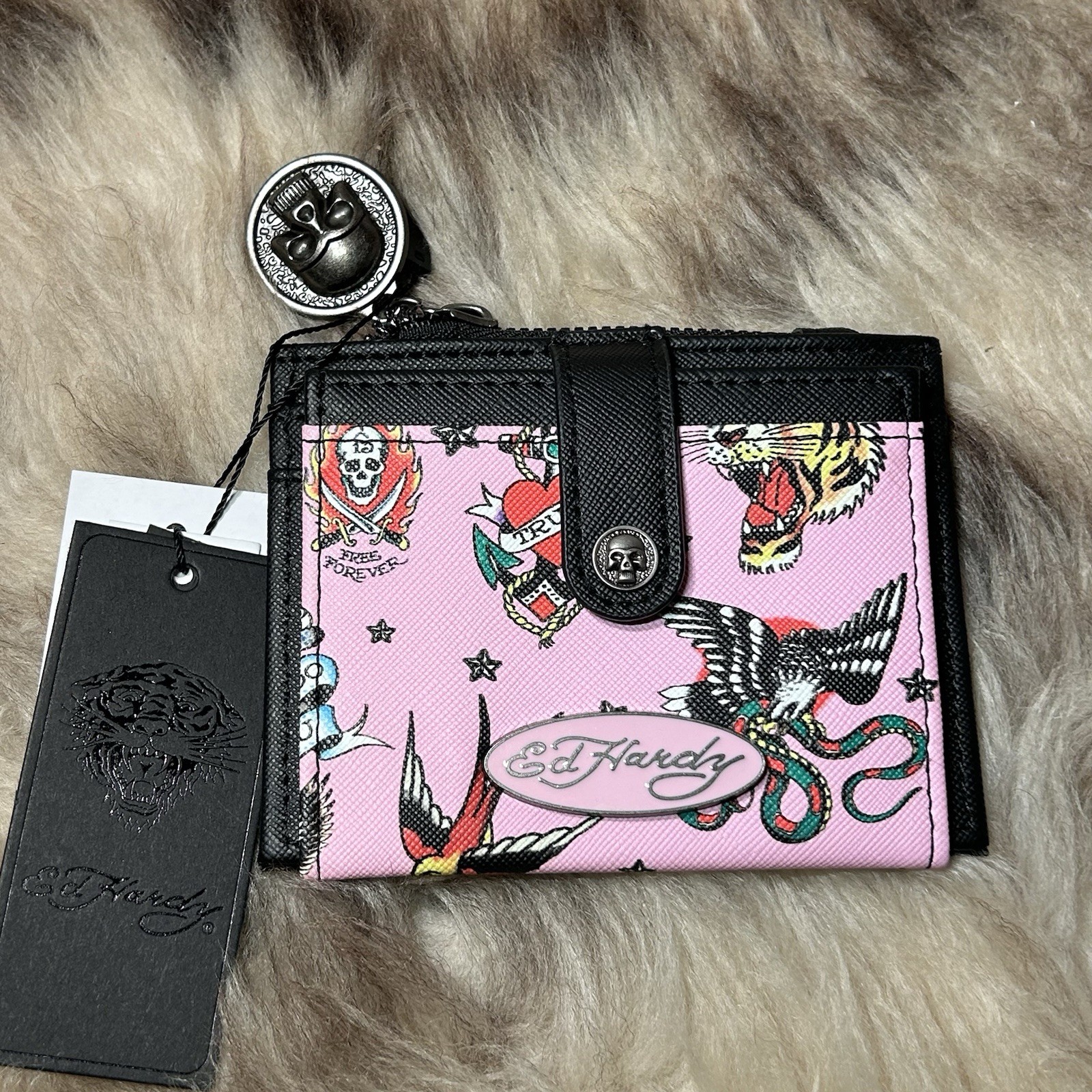 NWT Ed Hardy Bifold Snap Card Case – Pink – Skull, Birds, Tiger