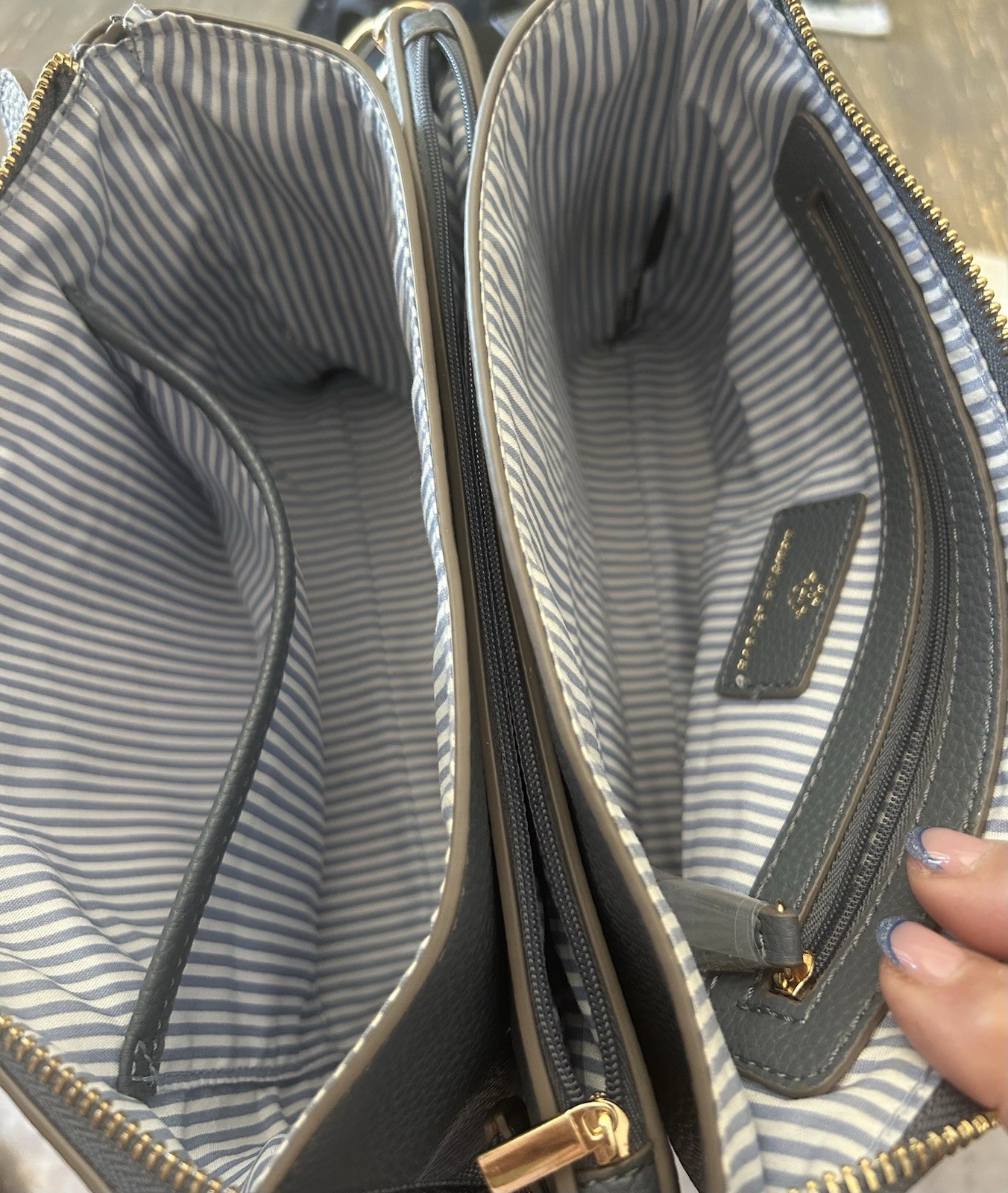 Nanette Lepore Light Blue Pebbled Crossbody Bag Gold Hardware Zip Striped Lining