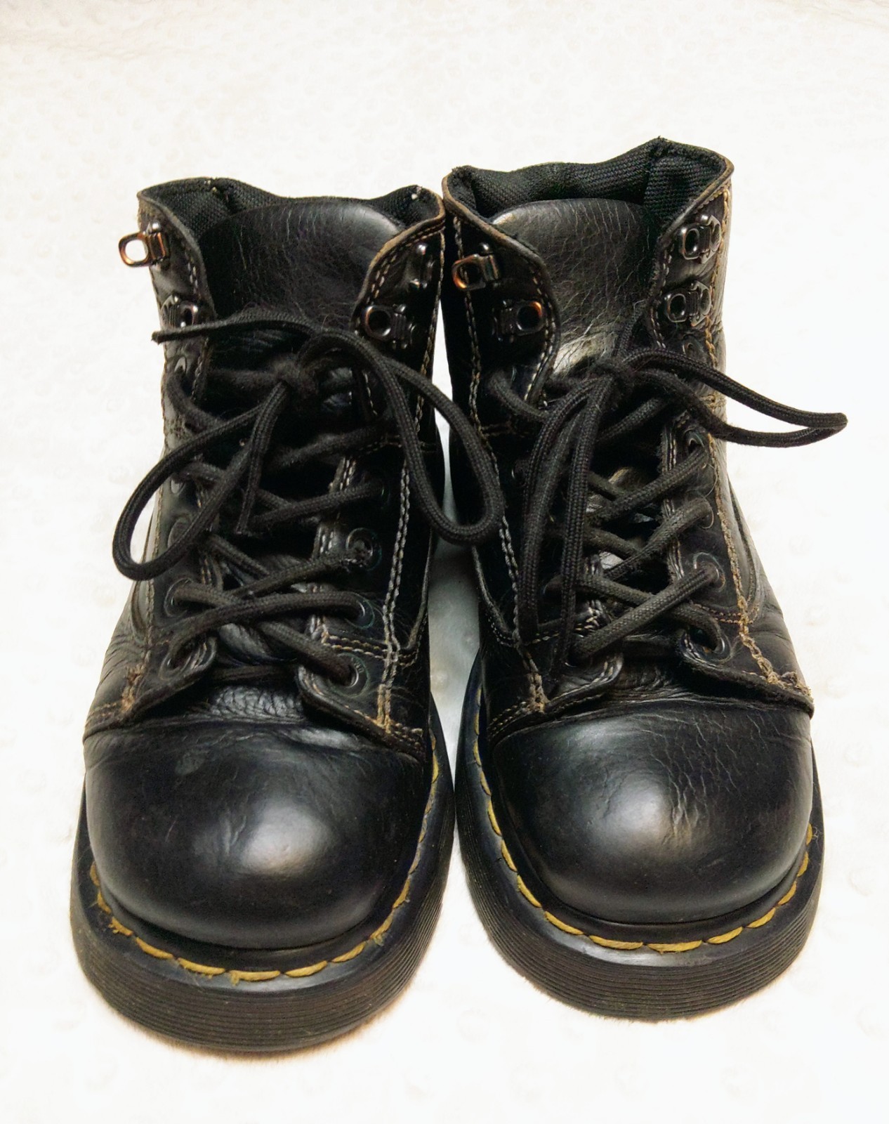 Dr. Martens VTG Air Wair 8A07 BLACK Ankle Lace Up M 8 W 7 Combat Boots None Slip
