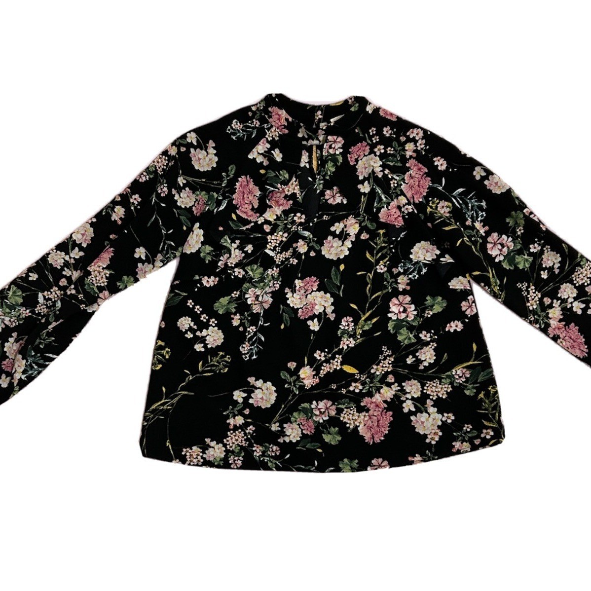 Monteau Black floral print Medium blouse Keyhole Ruffle Longsleeve Fairy Whimsy