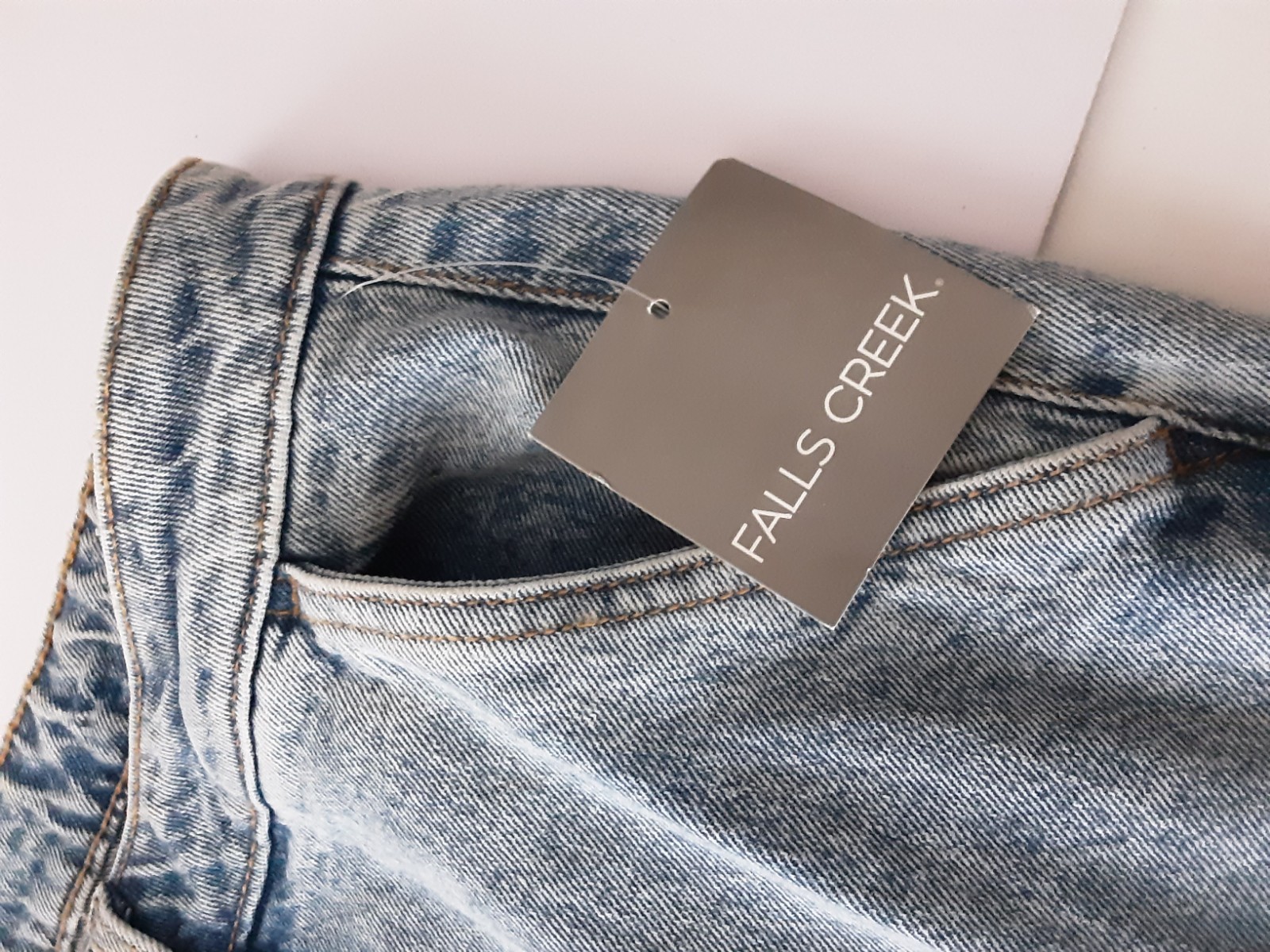 NEW Falls Creek Sz 24 Faded Blue Jean Skirt 4 Pockets 99% Cotton 1% Spandex Slit