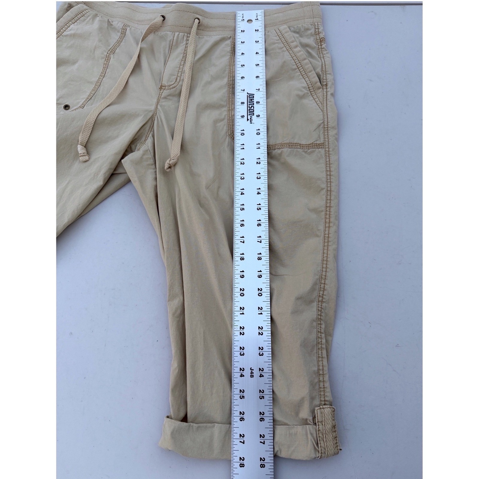 Natural Reflections Tan Cargo Capri Pants Womens 16 Khaki Drawstring Crop