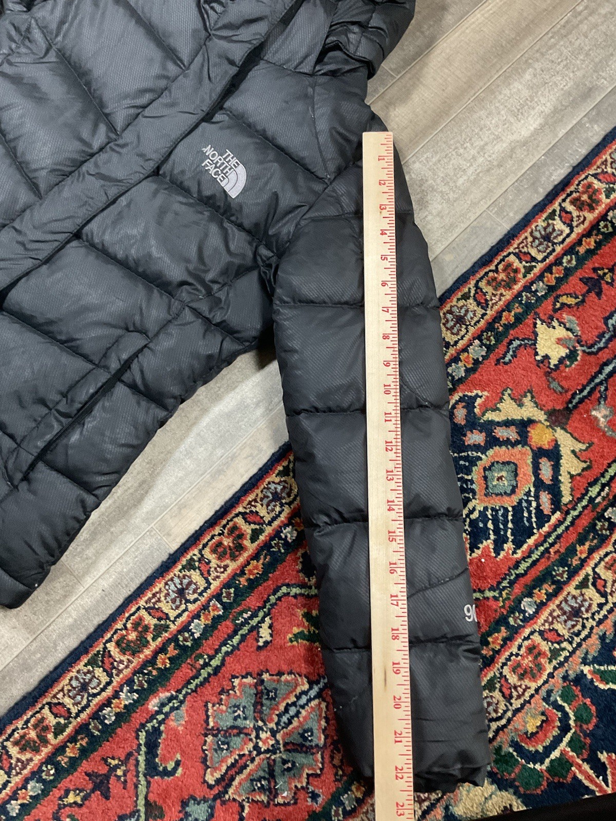 The North Face 900 Summit Series Black Puffer Jacket Women’s XS Hooded Outdoors