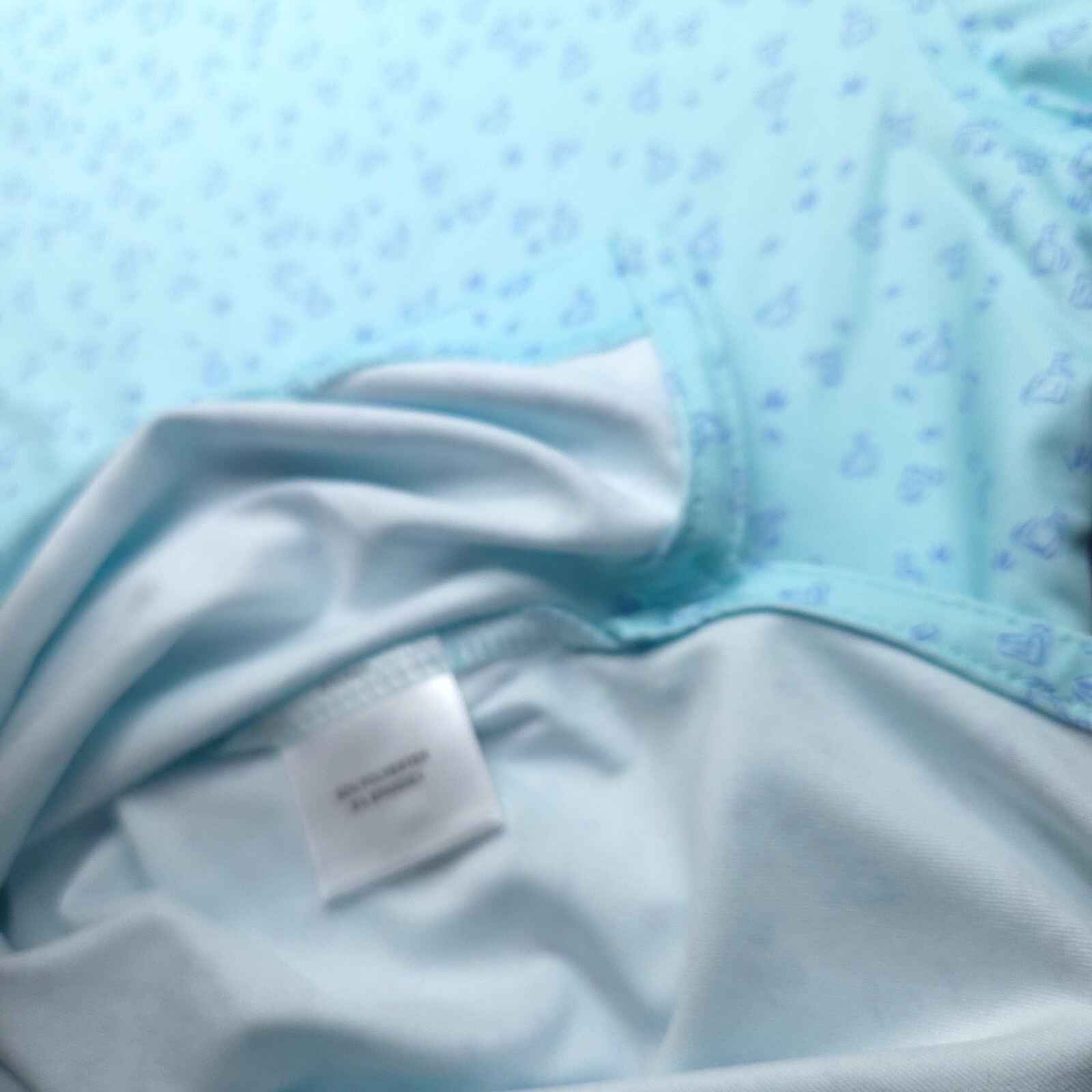 PETER MILLAR GOLF POLO SHIRT -M- AQUA BLUE WHITE COCKTAIL DOT SUMMER COMFORT