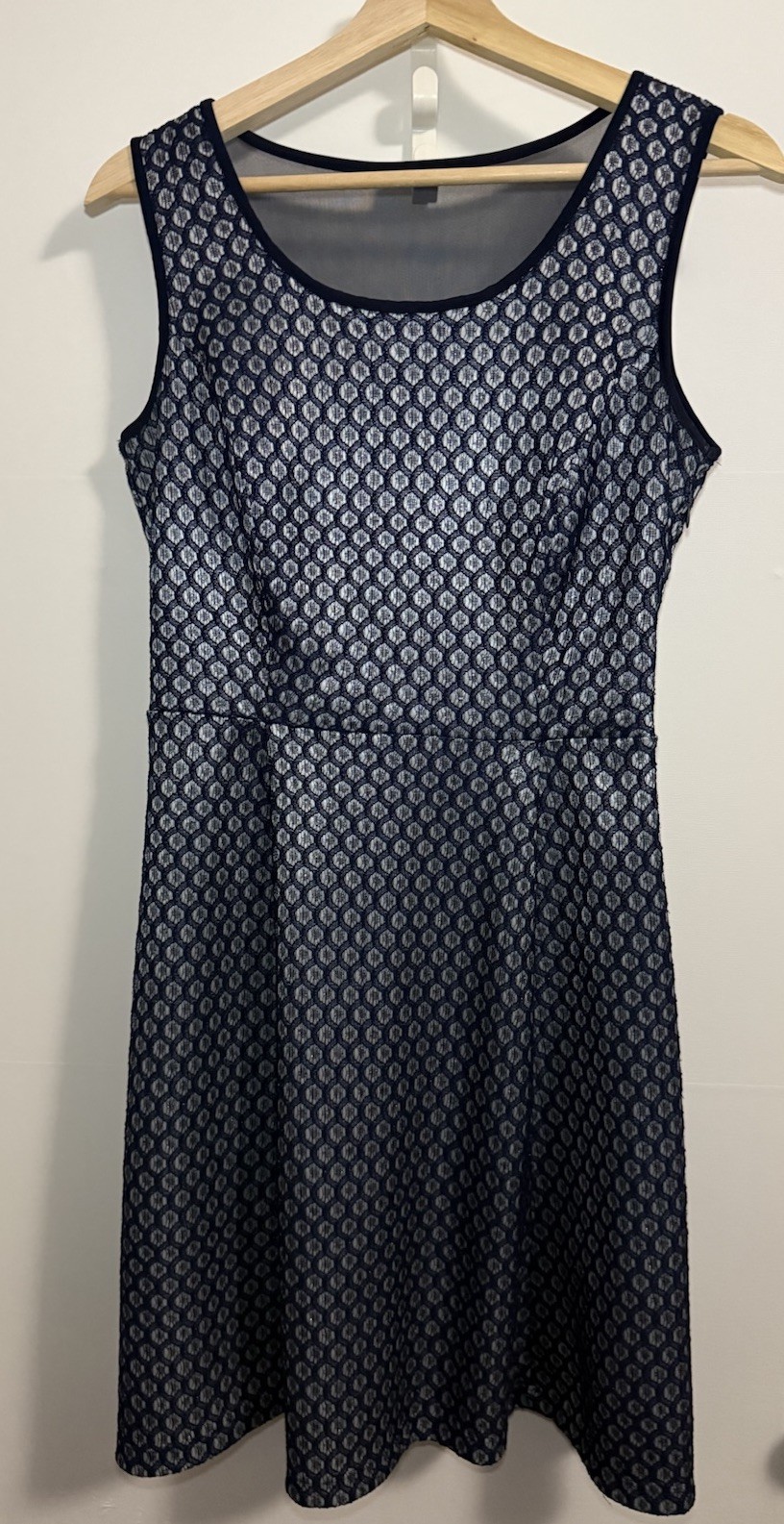 EnFocus Studio 90s Classic All Over Design Crochet Overlay Sheer Navy Dress Sz 8