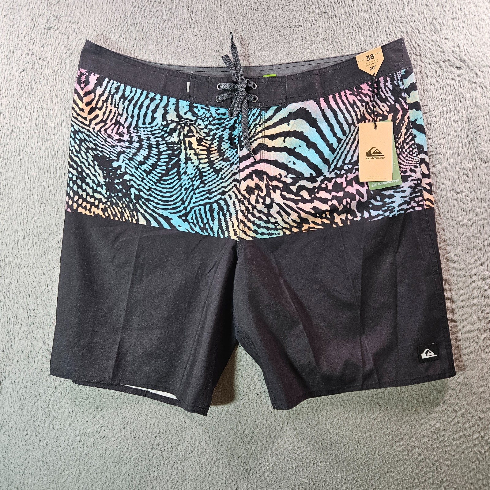 NWT Quiksilver Board Shorts Swim Trunks Men 38 No Liner 20″ Green Pattern Black