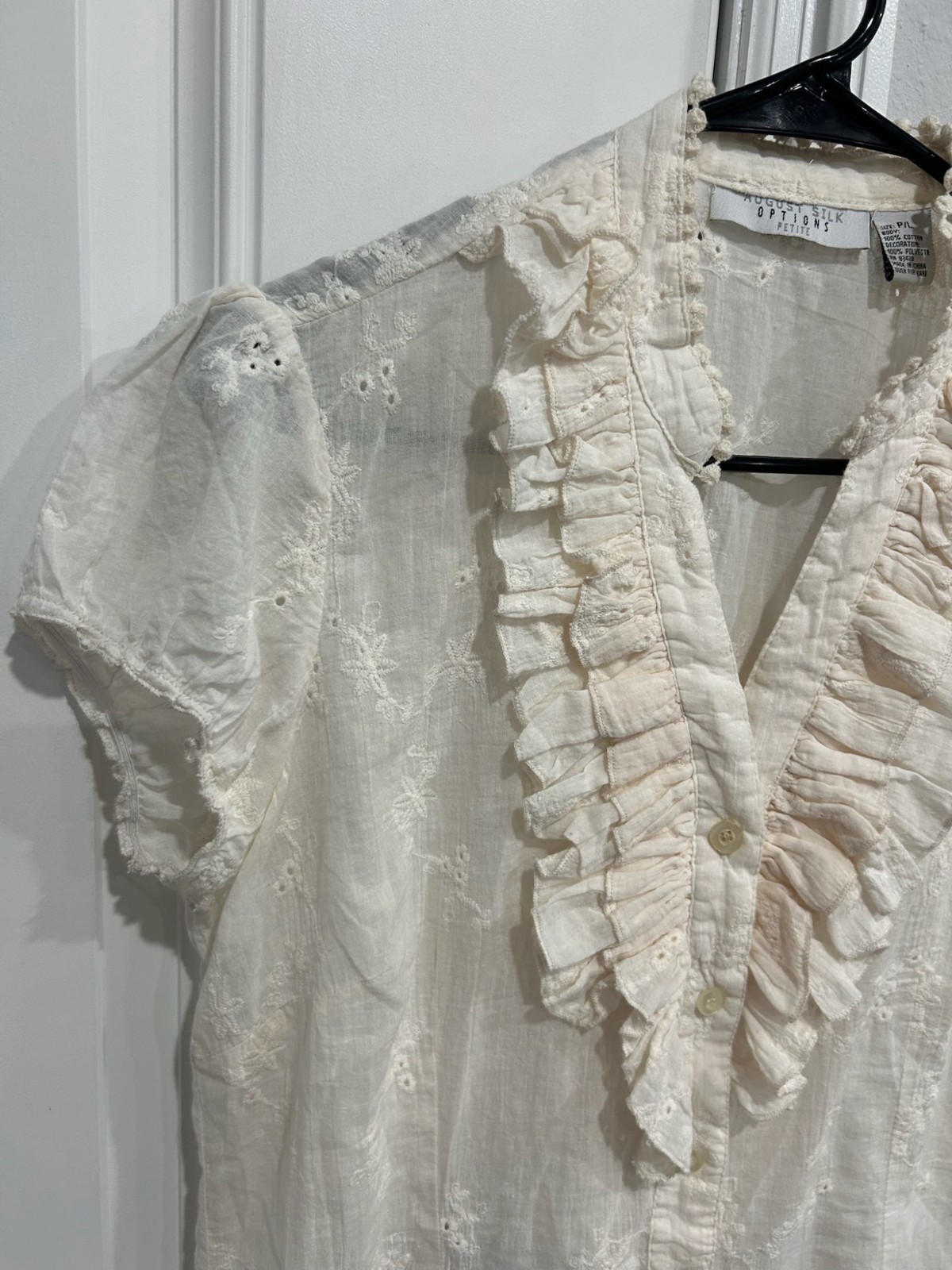 August Silk Petite Large White Embroidered Ruffle Blouse Boho Creativecore
