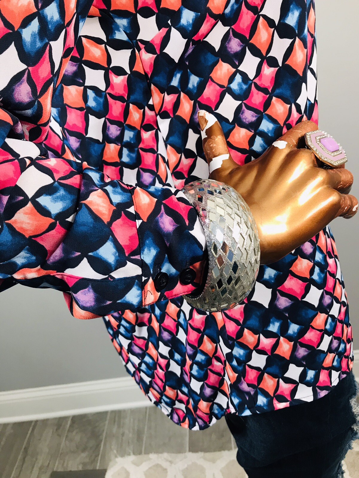 Christopher & Banks L Top Abstract 1/2 Button Up Shirt Wrinkle Resist Long Slvs