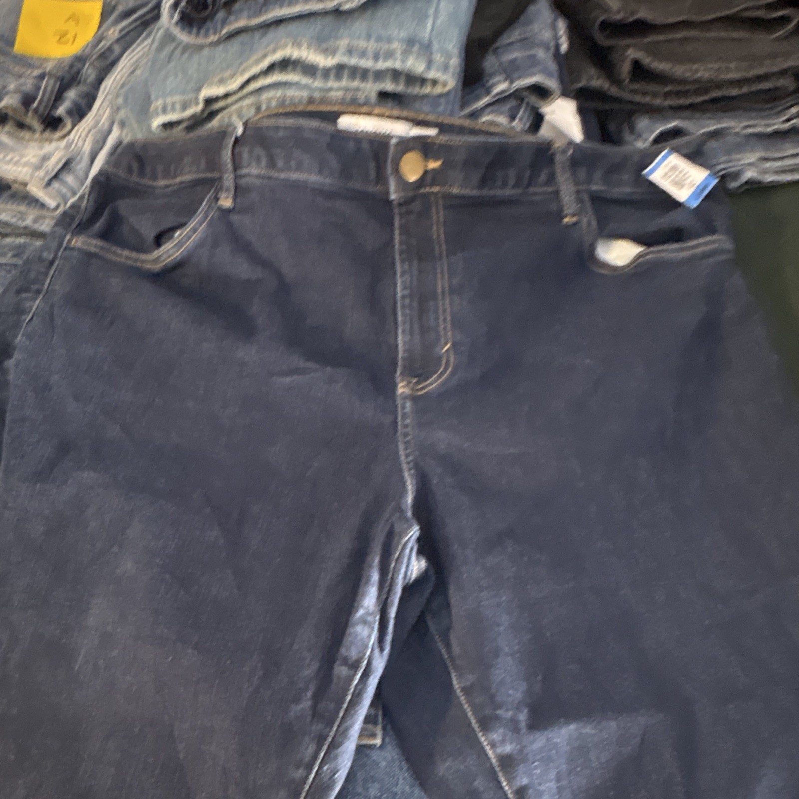 Sonoma Goods For Life Women’s Blue Dark Wash Denim Shorts 20W Mid Rise 5-Pocket