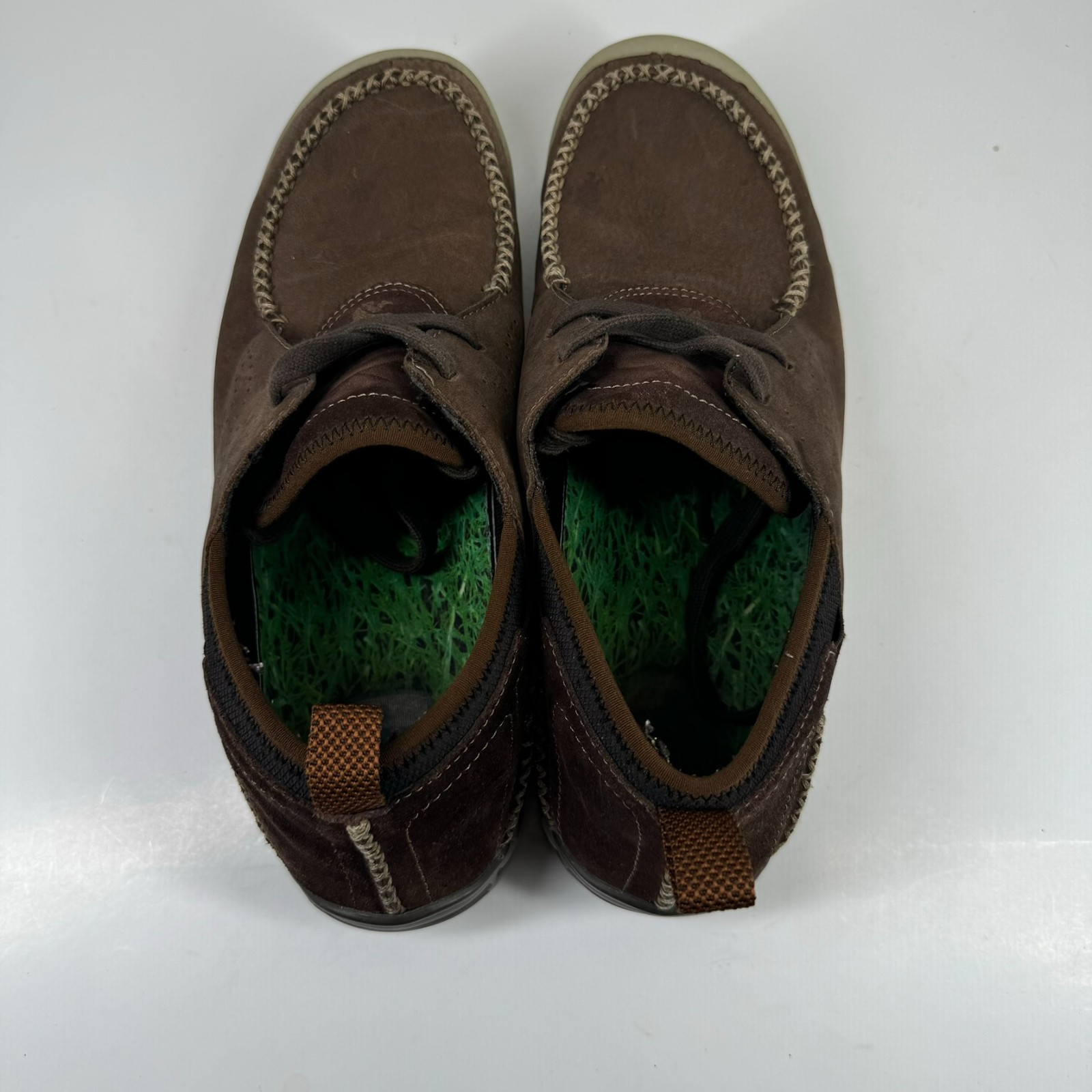 Cushe Baja Chill Men’s US 11 Dark Brown Suede Oxford Loafers Vibram Sole UM00131
