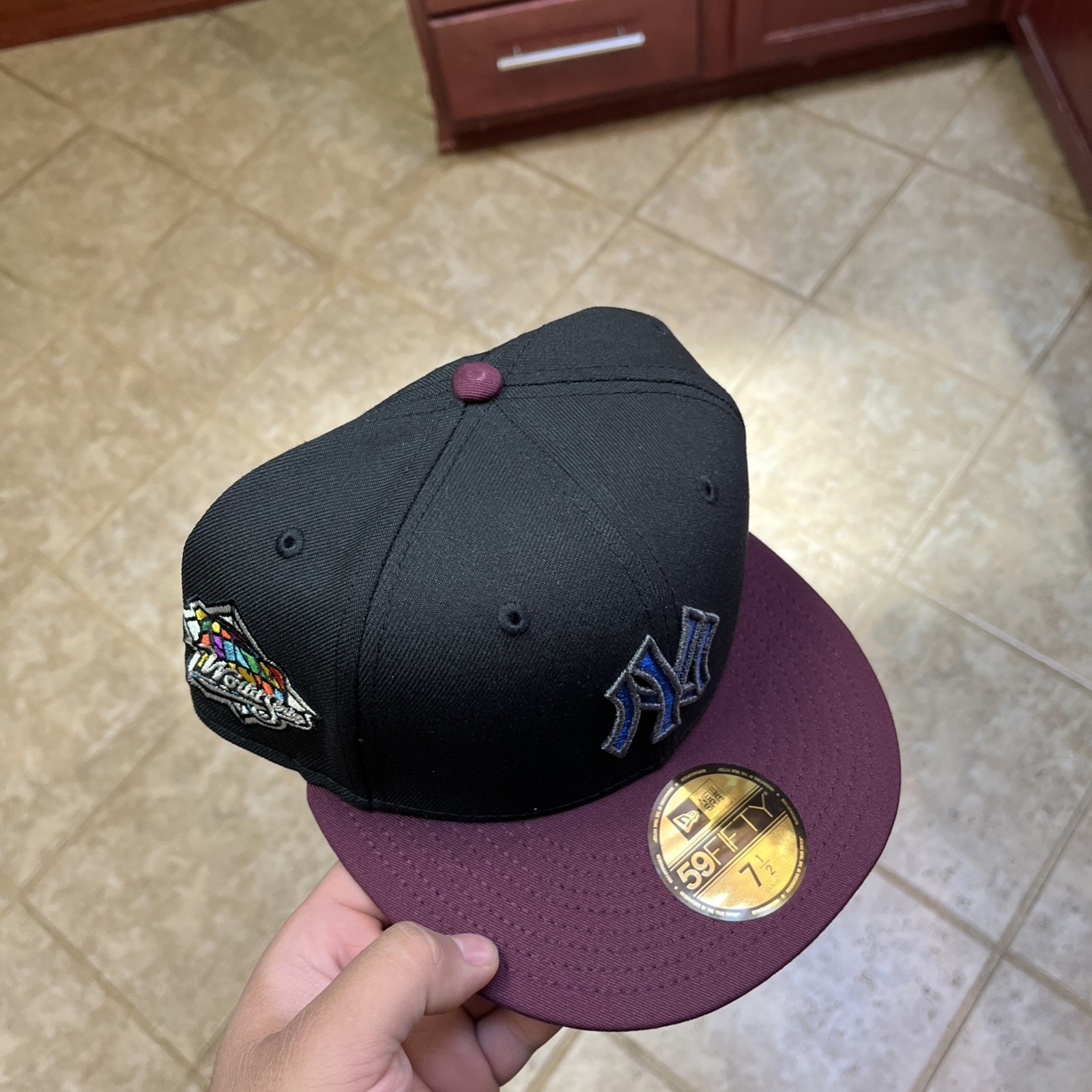 Hat Club Exclusive New York Yankees Stained Glass New Era 59Fifty Size 7 1/2 Hat
