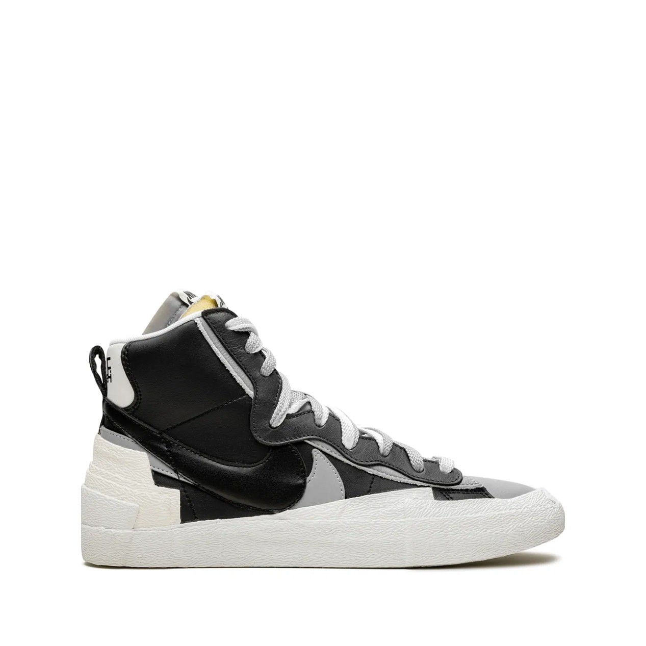 NIKE x SACAI Blazer Mid Black Grey Sneakers Sz 12 BV0072-002